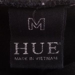 Black HUE mid-calf cropped leggings
